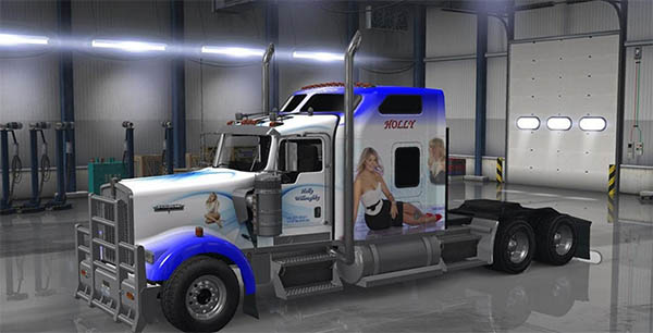 Holly Willoughby Kenworth W900 PaintJob